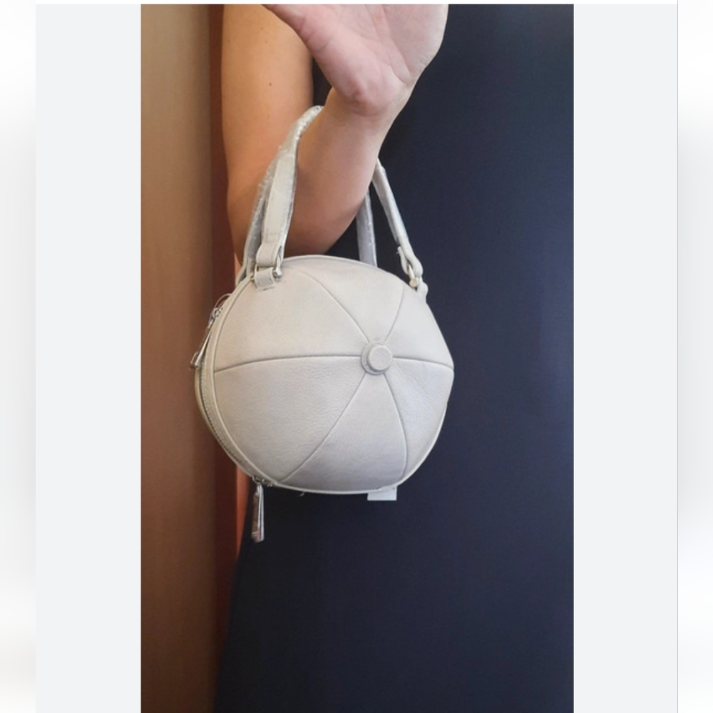 Carpisa leather baller bag crossbody New.